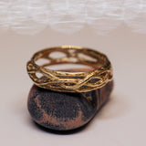 Vine branches gold ring