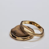 Faceted Wedding Ring Set with Flowing Movement