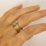 Untamed- Veins Texture with Chamapgne Diamond