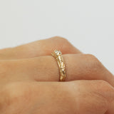 Tapered Cracked Earth Ring With White Diamond