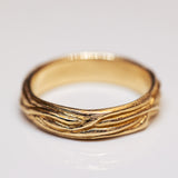 Roots gold ring