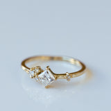 Square Diamond Ring with Asymmetric Cluster Setting