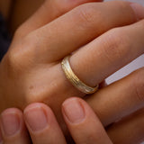 Medium-Width Tree Trunk Ring