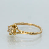 Symmetric Spreading Branch Ring with Champagne Diamond