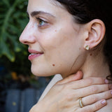 עגילי מערה גולמיים קלאסיים