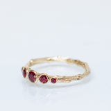 Branch Ring with Graduated-Size Rubies
