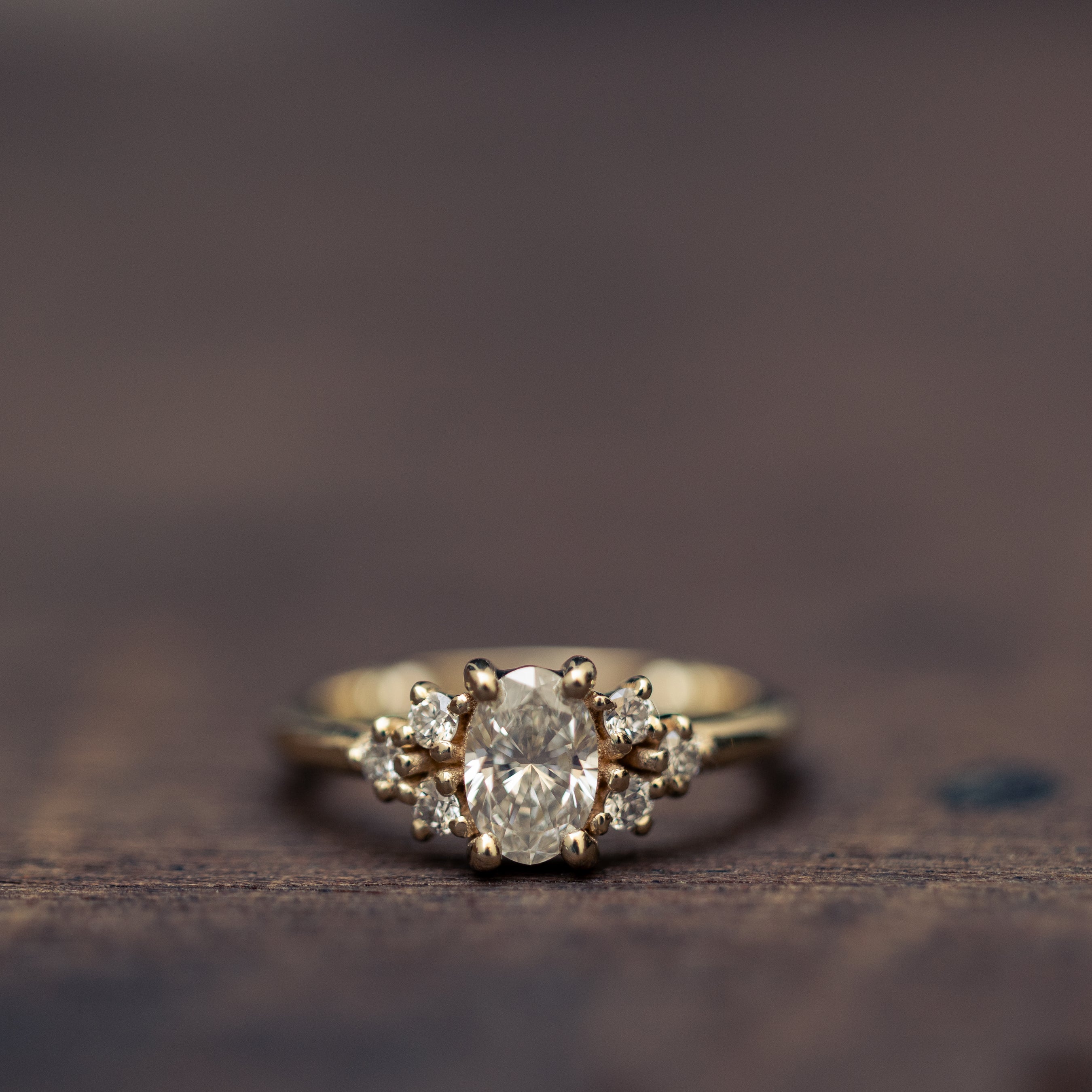 Large Symmetrical Oval Diamond Cluster Ring | Kwintner