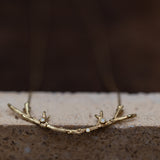 Branch Horn necklace scattered with diamonds