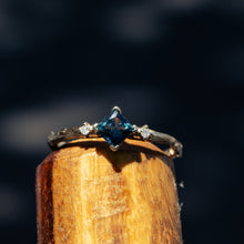 Load image into Gallery viewer, White gold branch &amp; square parti sapphire
