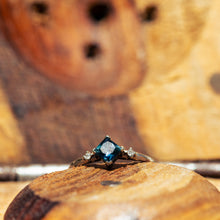 Load image into Gallery viewer, White gold branch &amp; square parti sapphire
