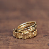 Attached classic-branch ring & narrow grooved wedding rings