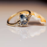 Large montana sapphire & diamonds cluster ring