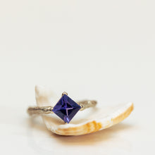 Load image into Gallery viewer, Purple square sapphire branch ring
