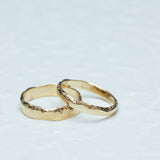 Chisled wedding rings duet