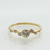 Asymmetric Zig Zag Bubbles Ring with White Diamonds