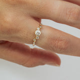 Asymmetric Zig Zag Bubbles Ring with White Diamonds