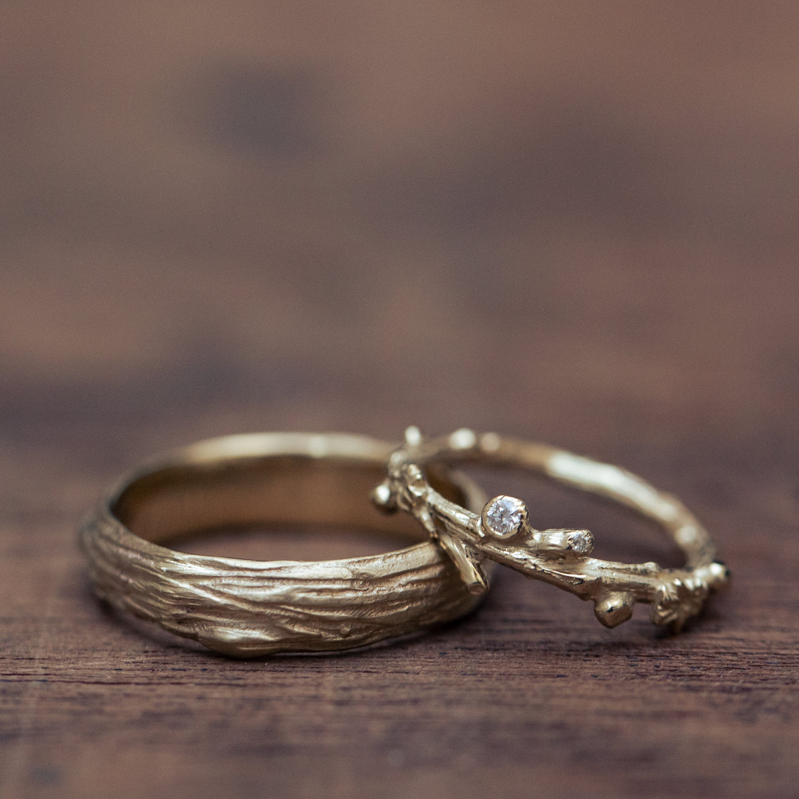 Tree Trunk and Festive Splitting Branch Ring Set | Kwintner