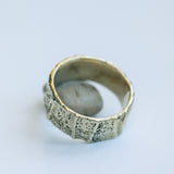 Gold Ring with Vein-Like Texture
