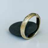Medium-Width Tree Trunk Ring