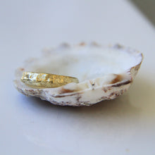 Load image into Gallery viewer, 14k gold Narrowing raw gold ring
