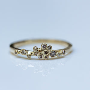 Rectangle  gold profile bubbles ring
