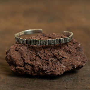 Solid grooved wood texture silver bracelet