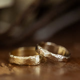 Chiseled gold wedding rings