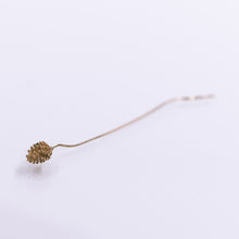 טען תמונה לצפייה בגלריה, Tiny pinecone thread earring
