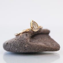 Load image into Gallery viewer, Large champagne pear branch ring
