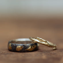 Load image into Gallery viewer, Kuem-boo &amp;  splitting branch wedding band combination
