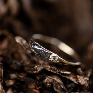 Baguette Meteorite gold ring