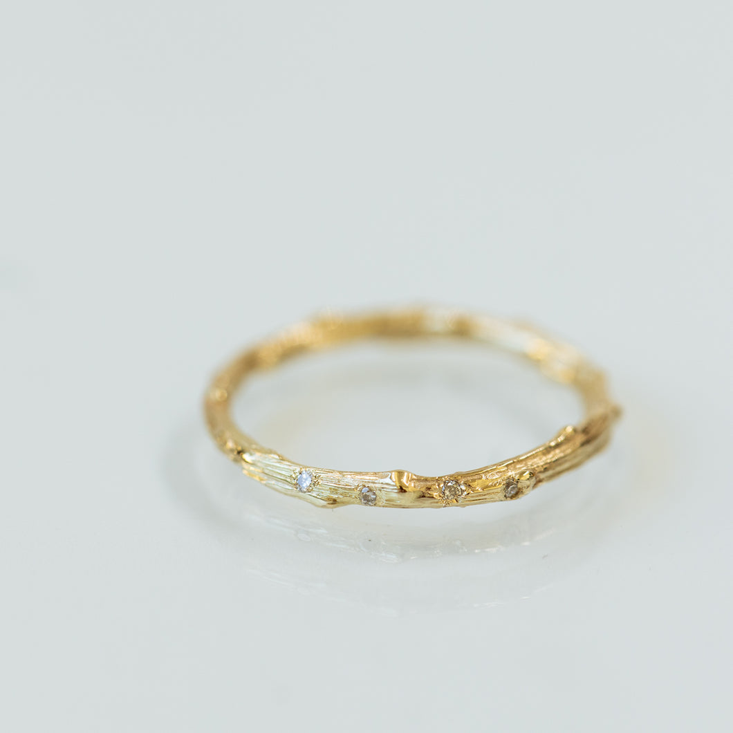 Thin scattered branch ring