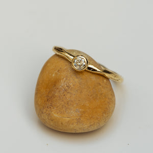 Gentle raw champagne ring