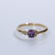 Load image into Gallery viewer, Purple sapphire Spring cluster ring
