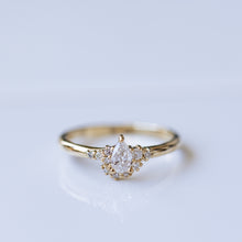 Load image into Gallery viewer, White diamond drop Summer cluster ring
