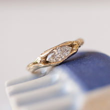 Load image into Gallery viewer, White diamond marquise concave ring
