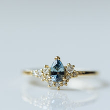 Load image into Gallery viewer, Blue montana sapphire &amp; white diamonds cluster ring
