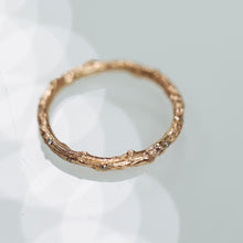 Load image into Gallery viewer, Red gold scattered branch ring
