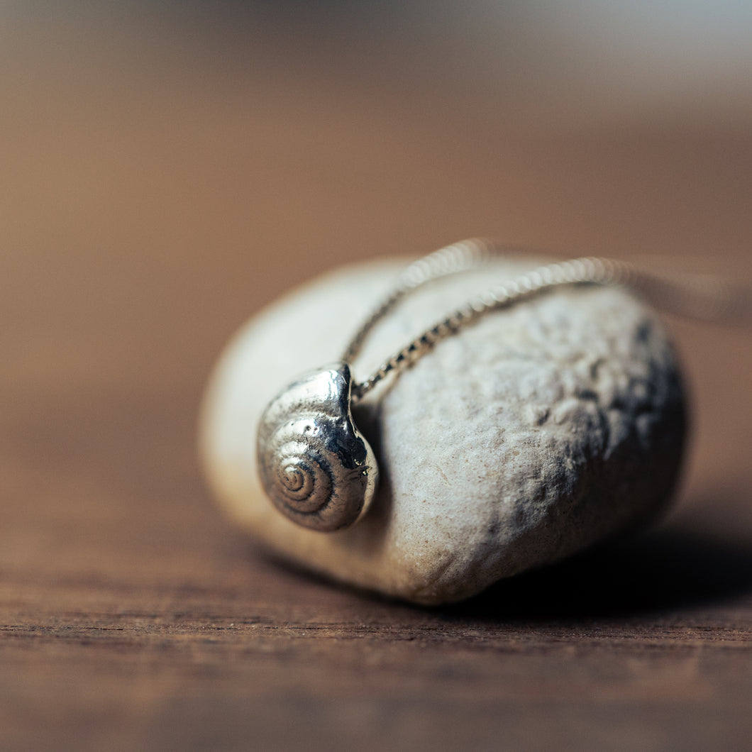 Silver snail necklace