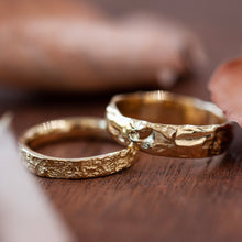 Load image into Gallery viewer, Boulder &amp; stone wedding bands
