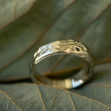 Load image into Gallery viewer, Raw liquid wedding rings
