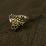 Branch ring with palm tree leaf and diamond