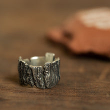 Load image into Gallery viewer, Messy tree trunk silver ring
