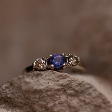 Load image into Gallery viewer, Purple Tri-stone ring
