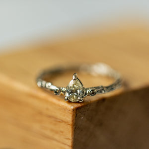 Fancy yellow diamonds branch ring