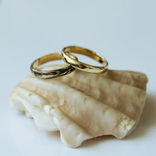 טען תמונה לצפייה בגלריה, Makume -ghane &amp; classic wedding rings
