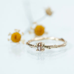 Delicate Branch oval ring
