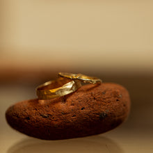Load image into Gallery viewer, Branch &amp; Landscape wedding rings
