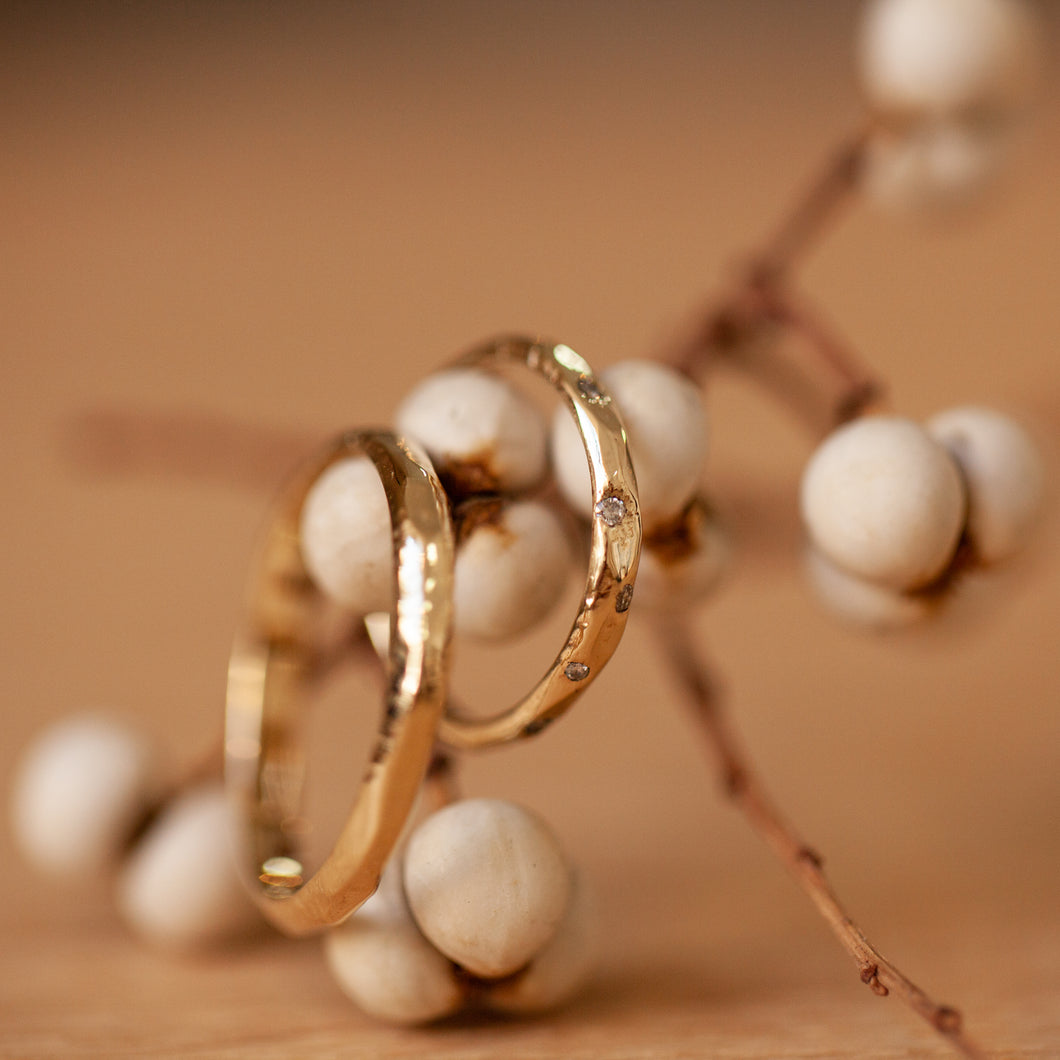 Faceted & clean set ring