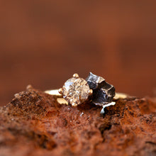 טען תמונה לצפייה בגלריה, Solitaire Meteorite diamond ring
